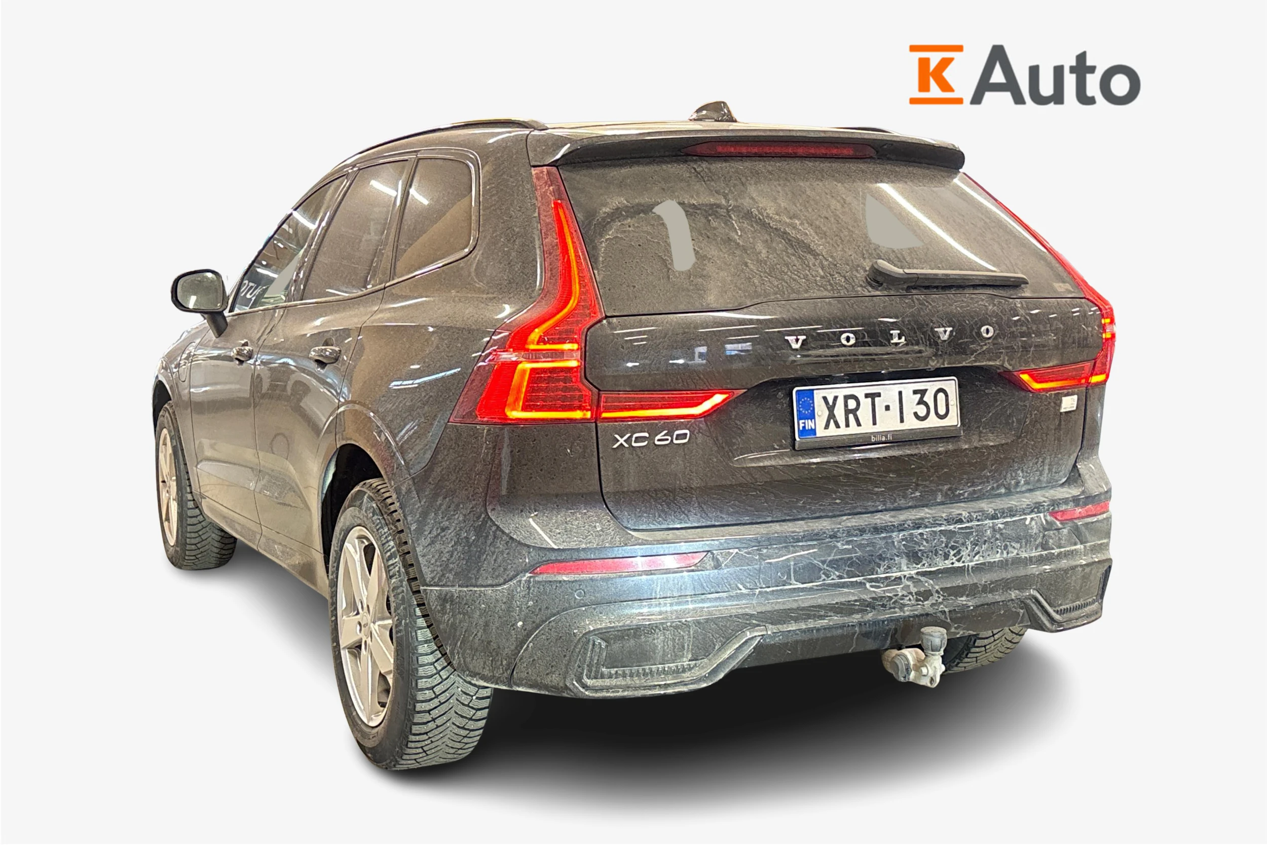 musta Volvo XC60 2023 kuva 2.