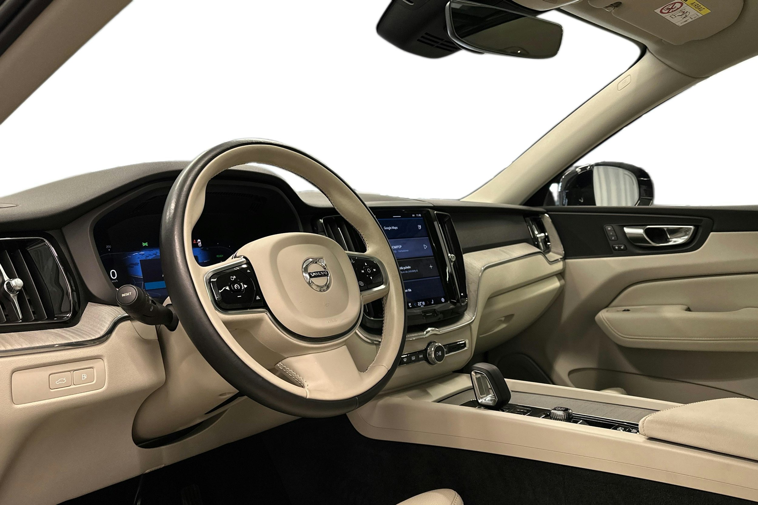 musta Volvo XC60 2023 kuva 7.