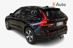 musta Volvo XC60 2023 kuva 2.