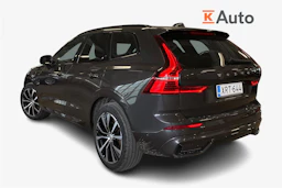 harmaa Volvo XC60 2023 kuva 2.