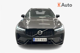 harmaa Volvo XC60 2023 kuva 4.
