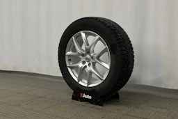 musta Volvo XC60 2023 kuva 10.