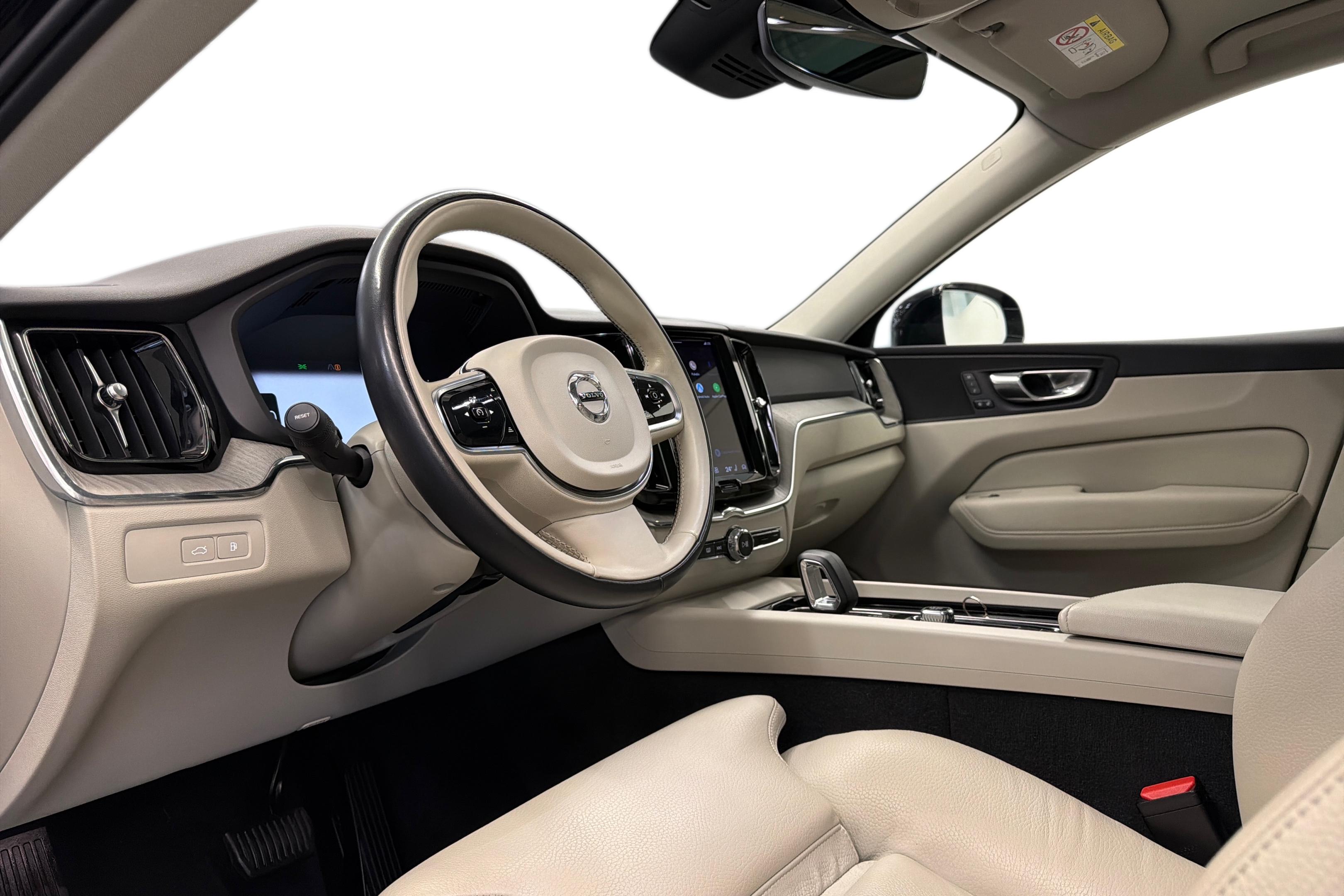Volvo XC60 2023, kuva 6/34