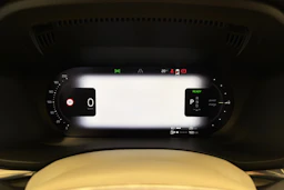 musta Volvo XC60 2023 kuva 19.