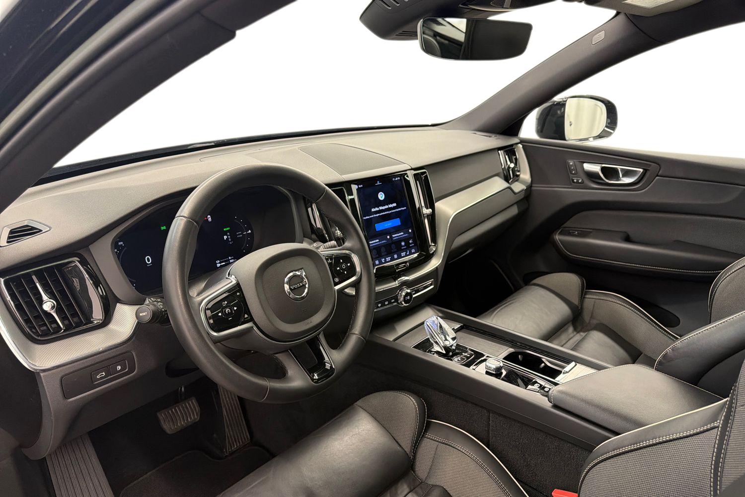 Volvo XC60 2023, kuva 6/32