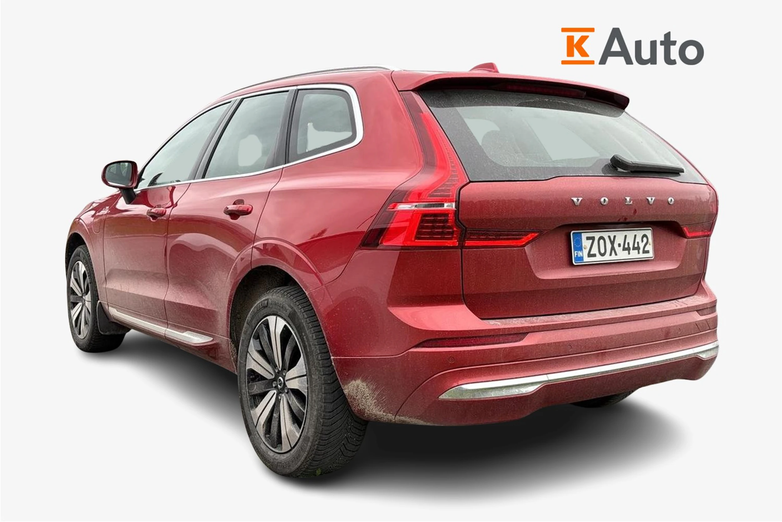 met. punainen Volvo XC60 2023 kuva 2.