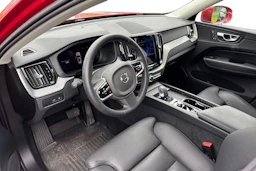 met. punainen Volvo XC60 2023 kuva 3.