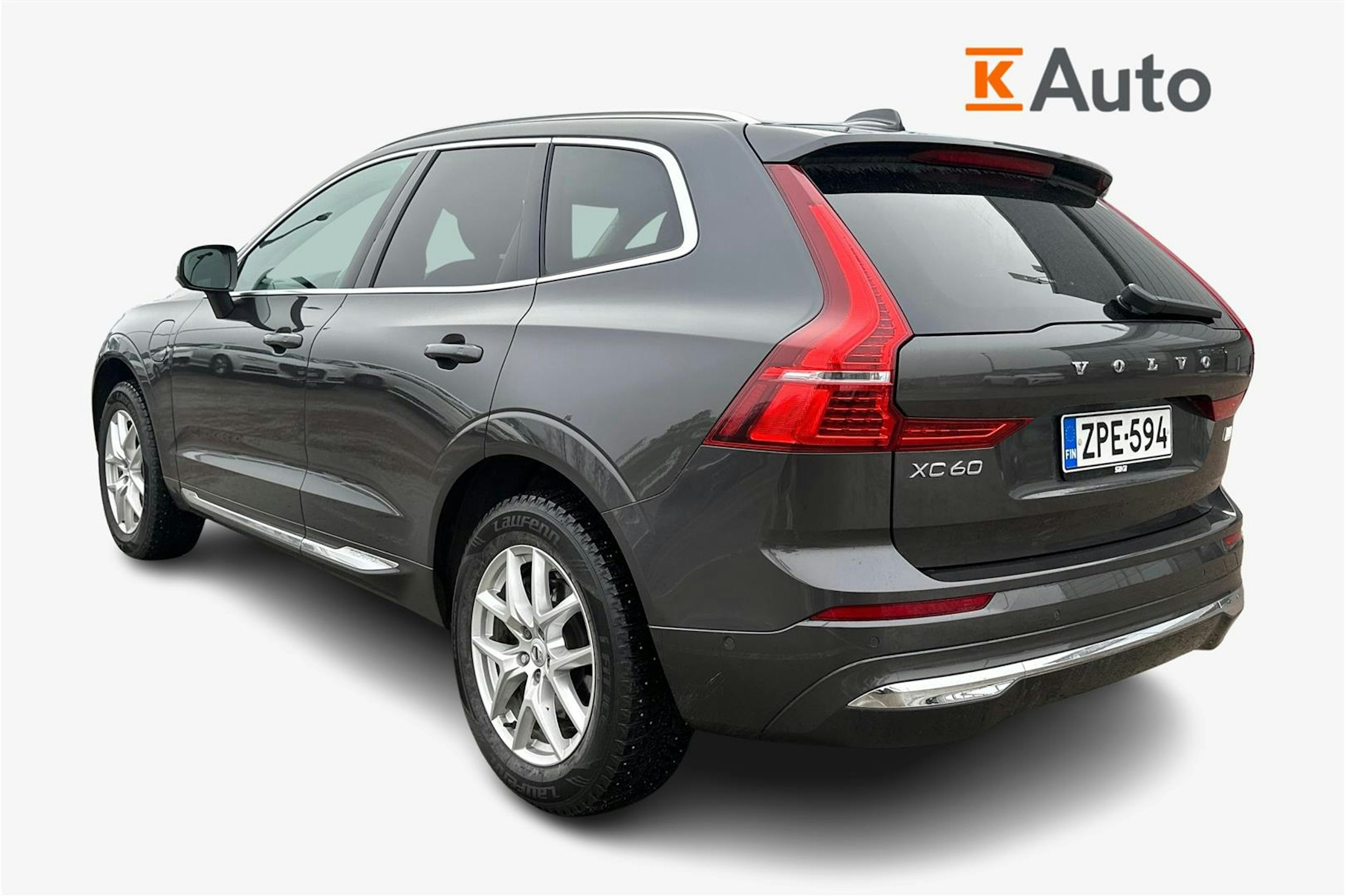 harmaa Volvo XC60 2023 kuva 2.