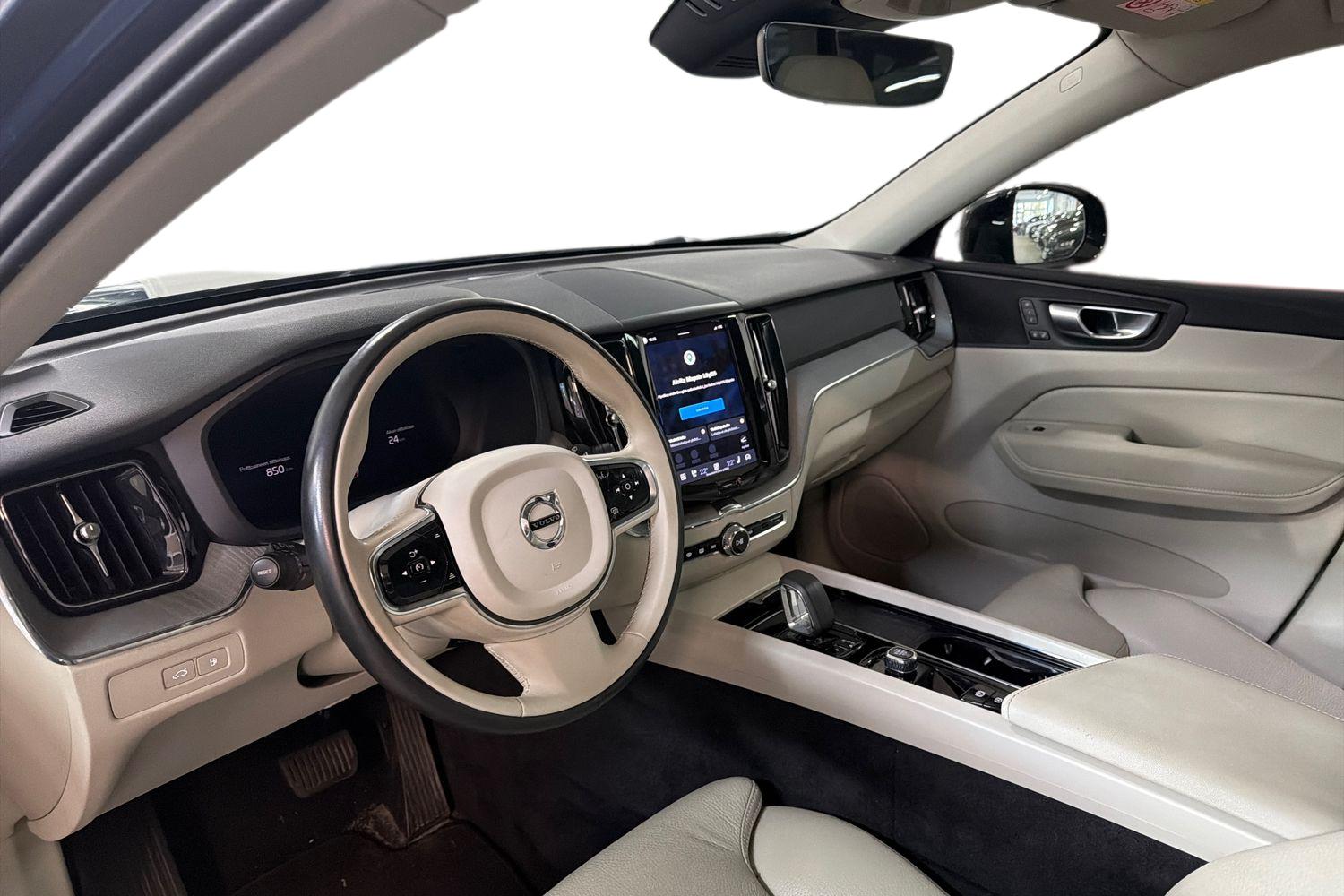 Volvo XC60 2024, kuva 3/3