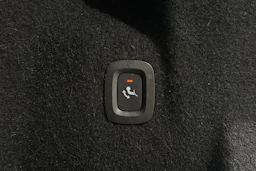 ruskea (beige) Volvo XC60 2024 kuva 15.