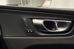 ruskea (beige) Volvo XC60 2024 kuva 32.