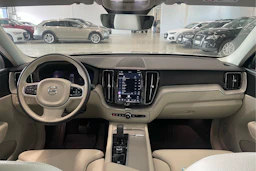 met. ruskea (beige) Volvo XC60 2024 kuva 12.