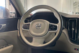 met. ruskea (beige) Volvo XC60 2024 kuva 13.