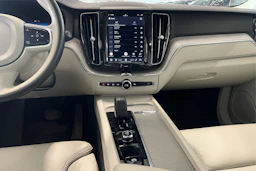 met. ruskea (beige) Volvo XC60 2024 kuva 18.