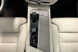 met. ruskea (beige) Volvo XC60 2024 kuva 27.