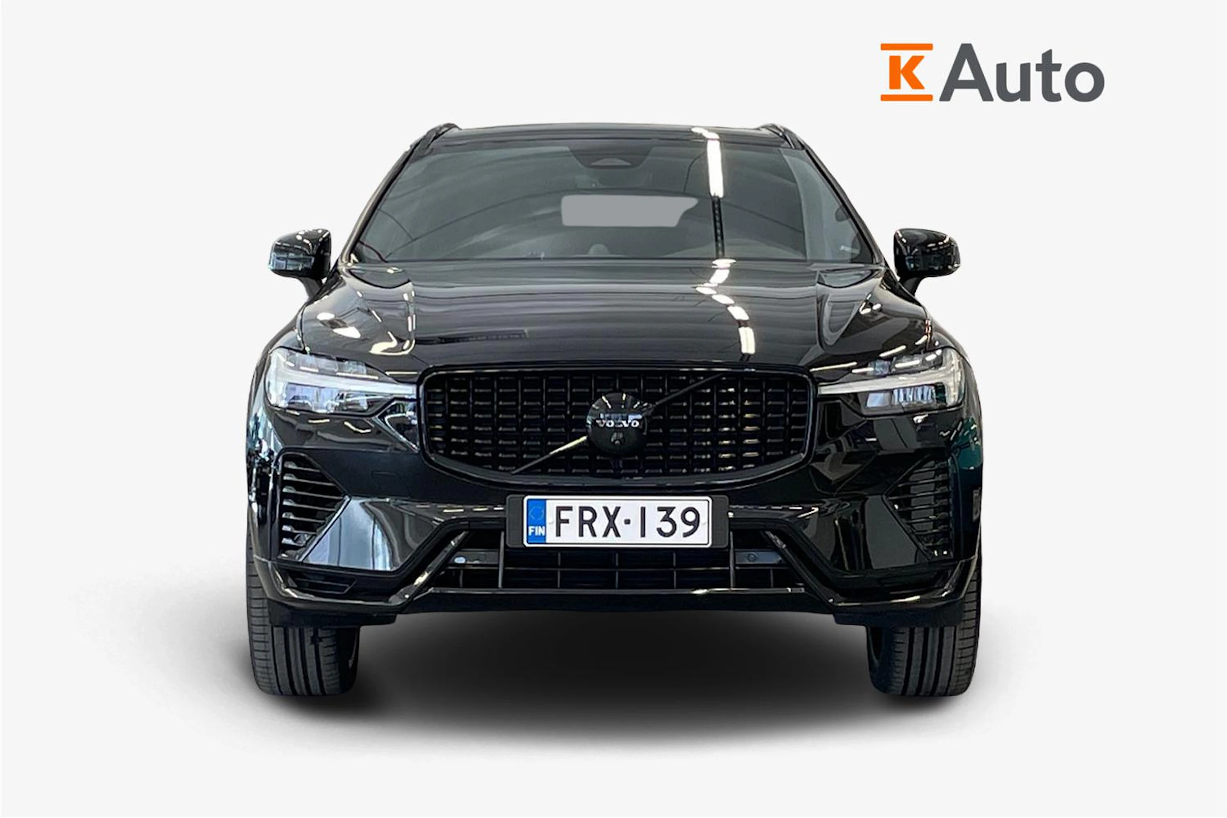 Musta Volvo XC60 2024 kuva 4.