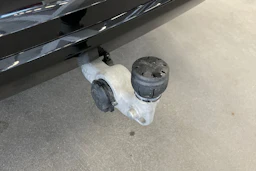 Musta Volvo XC60 2024 kuva 18.