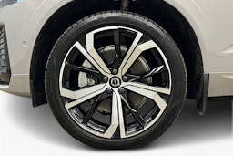 hopea Volvo XC60 2025 kuva 11.