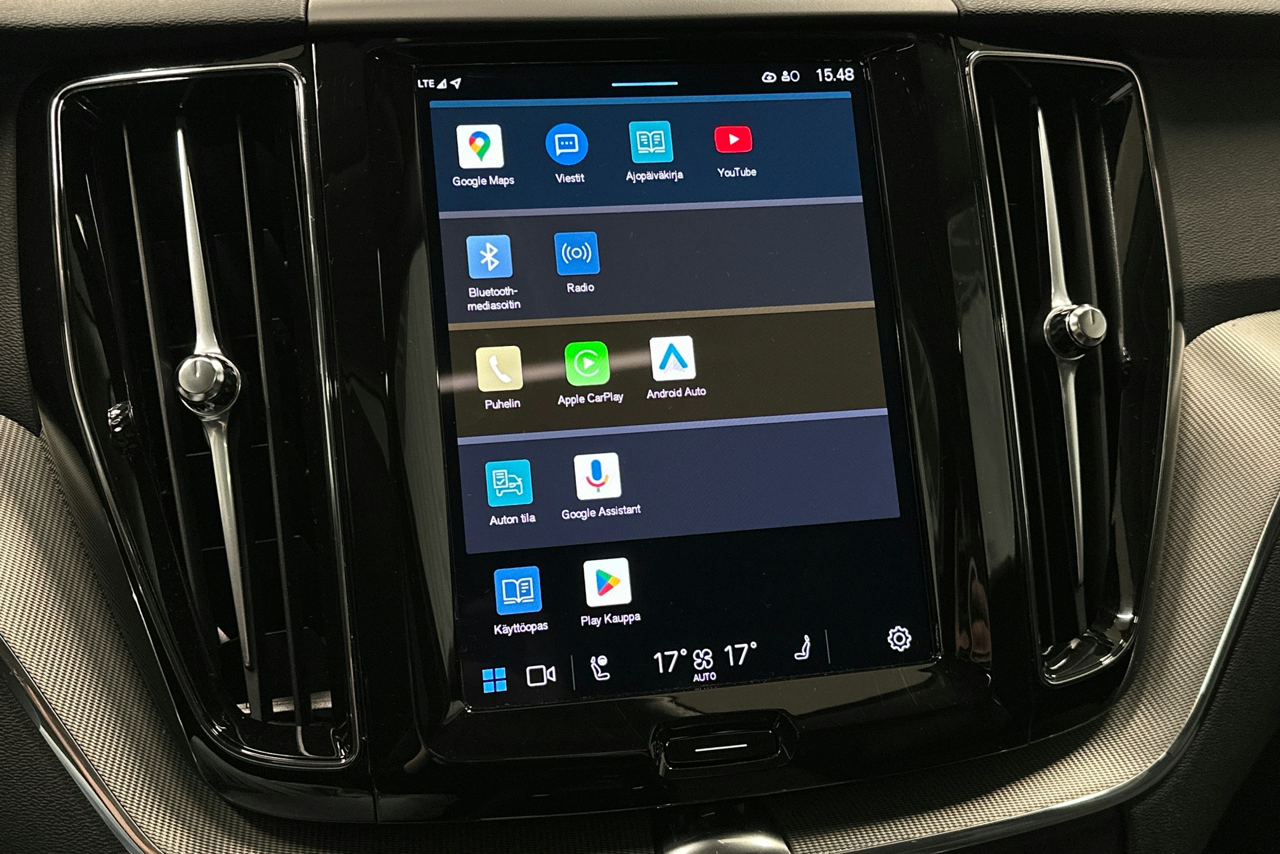 hopea Volvo XC60 2025 kuva 27.