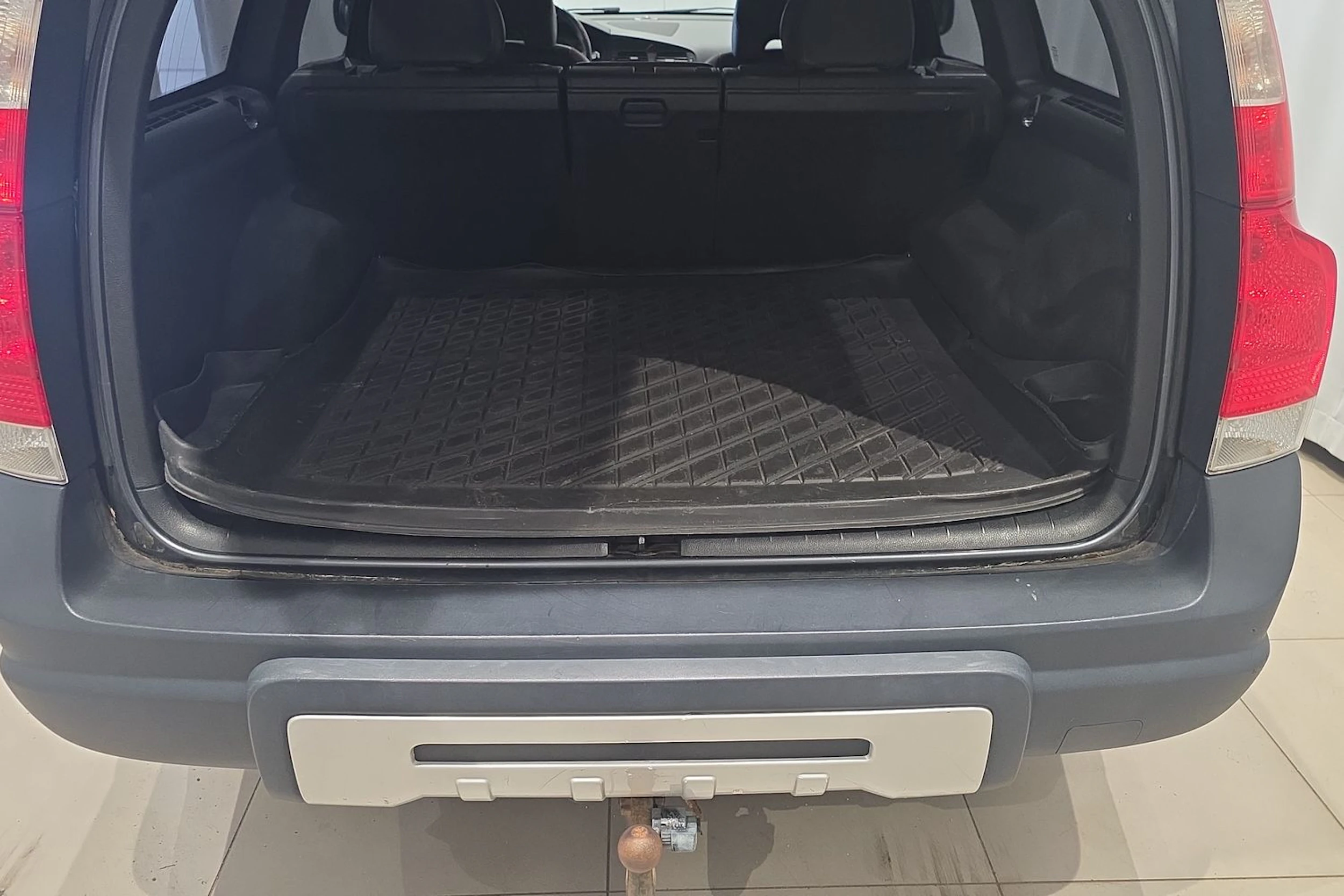 harmaa Volvo XC70 2006 kuva 11.