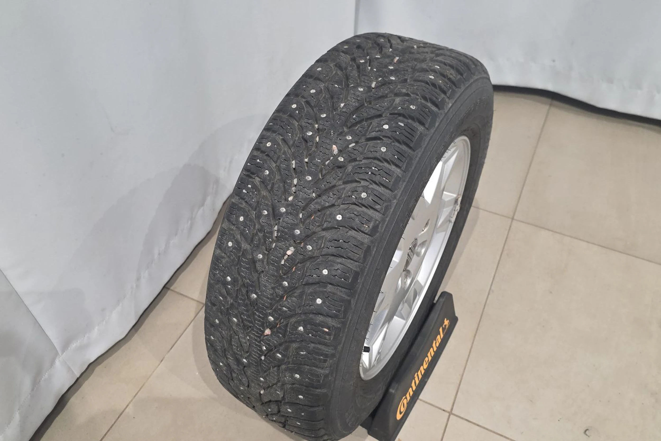 harmaa Volvo XC70 2006 kuva 14.