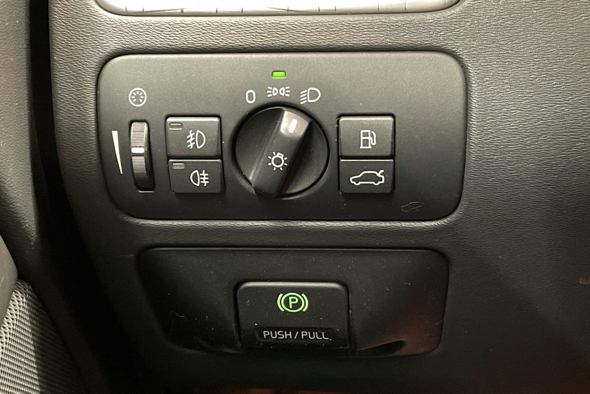 hopea Volvo XC70 2009 kuva 19.