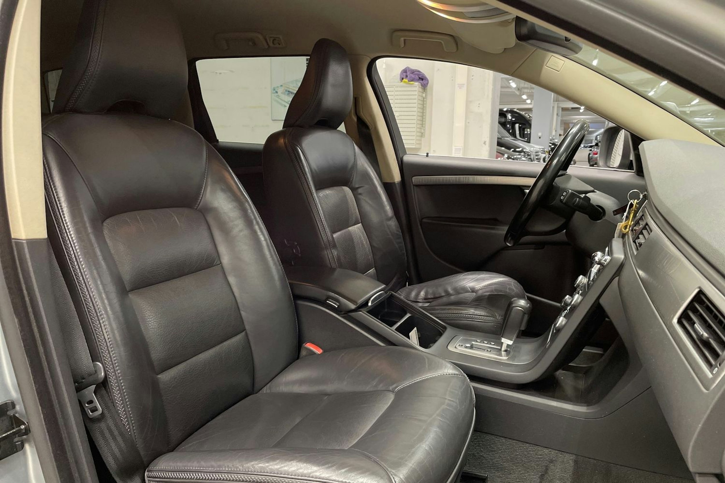 hopea Volvo XC70 2009 kuva 24.