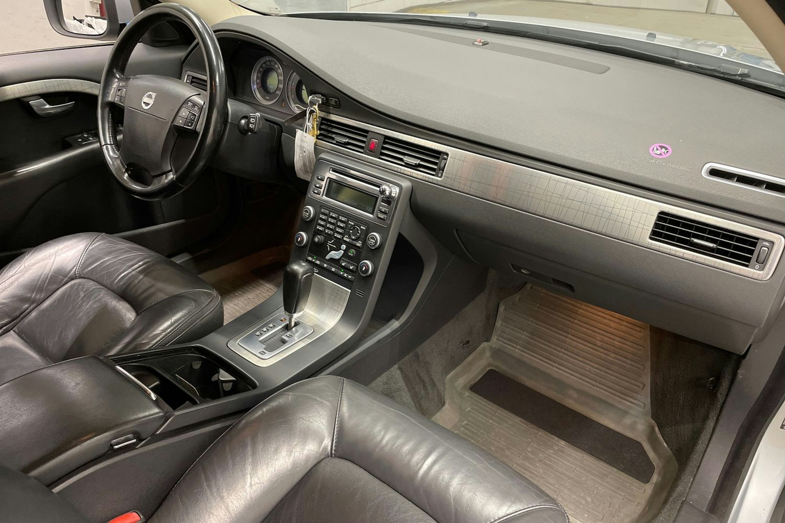 hopea Volvo XC70 2009 kuva 25.