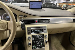 ruskea (beige) Volvo XC70 2009 kuva 14.
