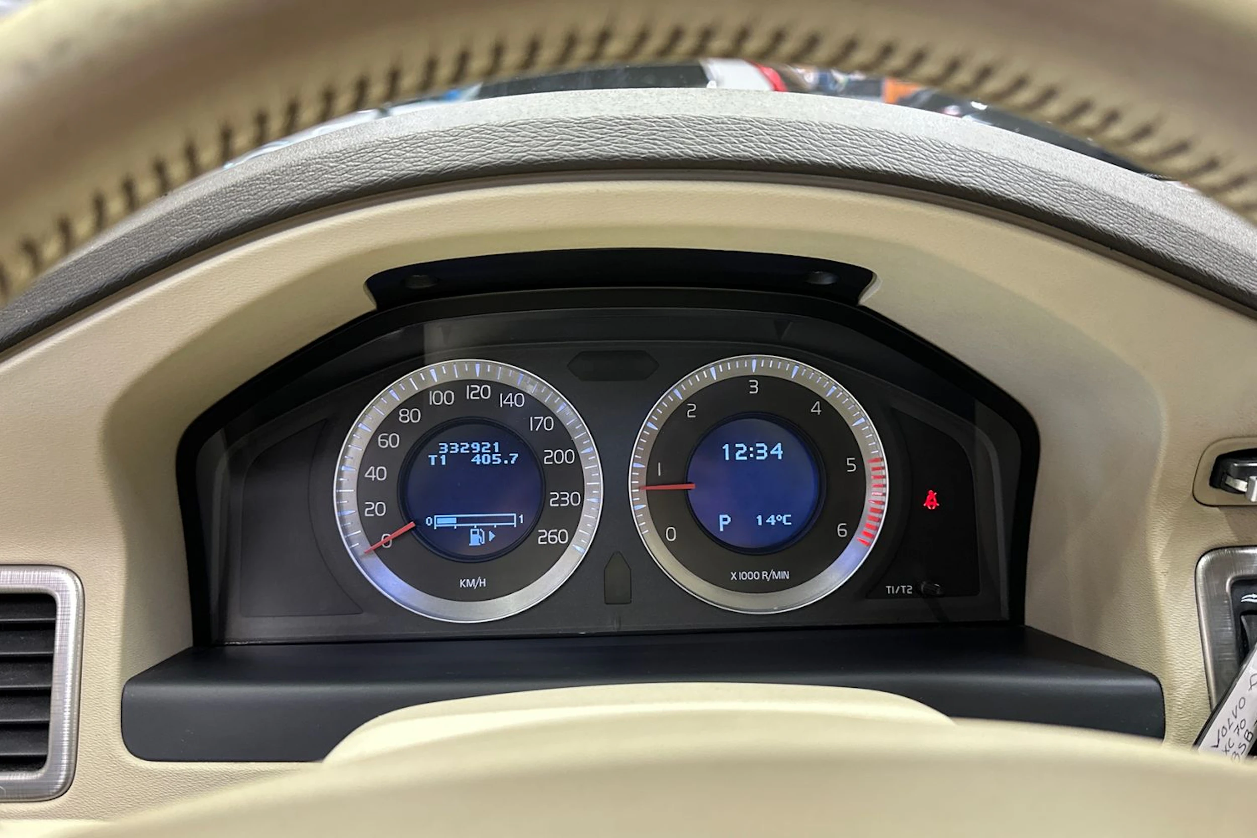 ruskea (beige) Volvo XC70 2009 kuva 17.