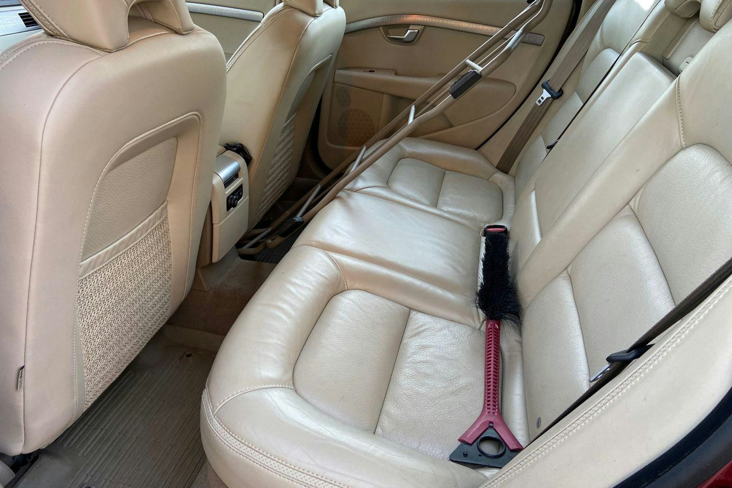 punainen Volvo XC70 2010 kuva 10.