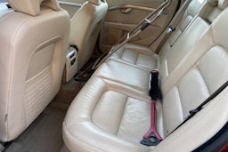 punainen Volvo XC70 2010 kuva 10.