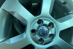 punainen Volvo XC70 2010 kuva 15.