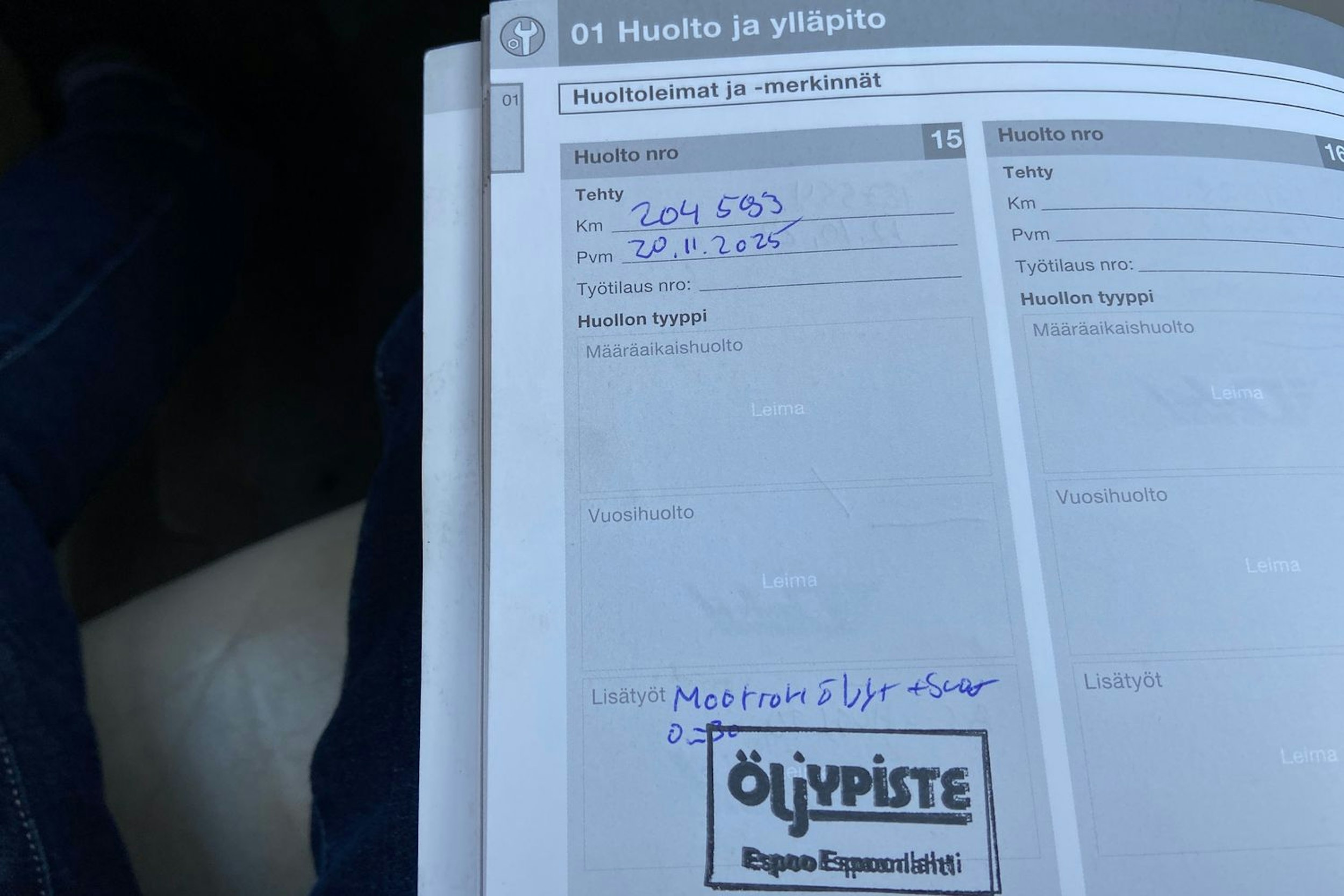 punainen Volvo XC70 2010 kuva 18.