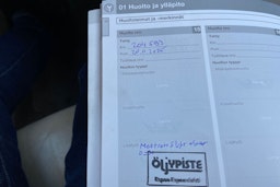 punainen Volvo XC70 2010 kuva 18.