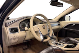 sininen Volvo XC70 2011 kuva 3.
