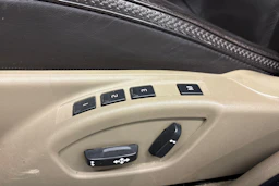 sininen Volvo XC70 2011 kuva 6.