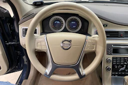 sininen Volvo XC70 2011 kuva 15.