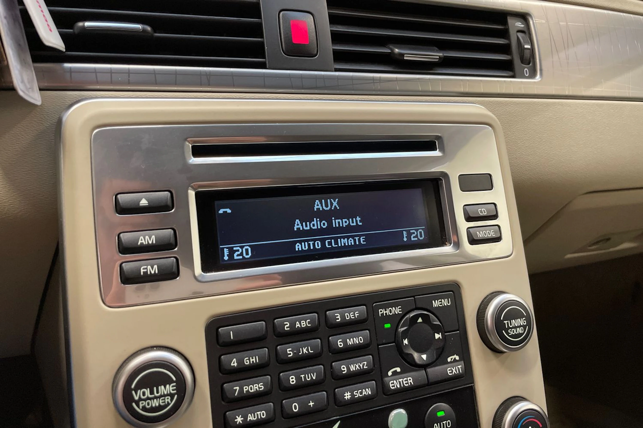 sininen Volvo XC70 2011 kuva 21.
