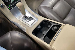 sininen Volvo XC70 2011 kuva 23.