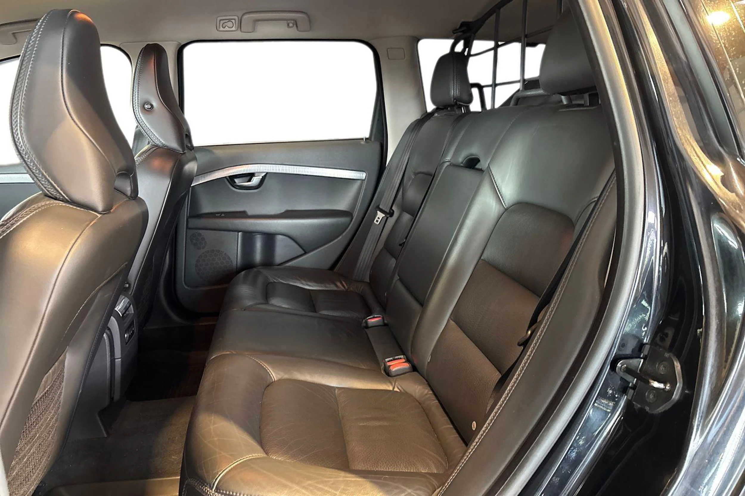 musta Volvo XC70 2011 kuva 11.
