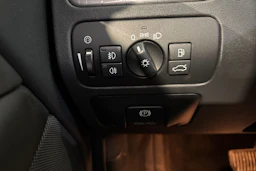 musta Volvo XC70 2011 kuva 21.