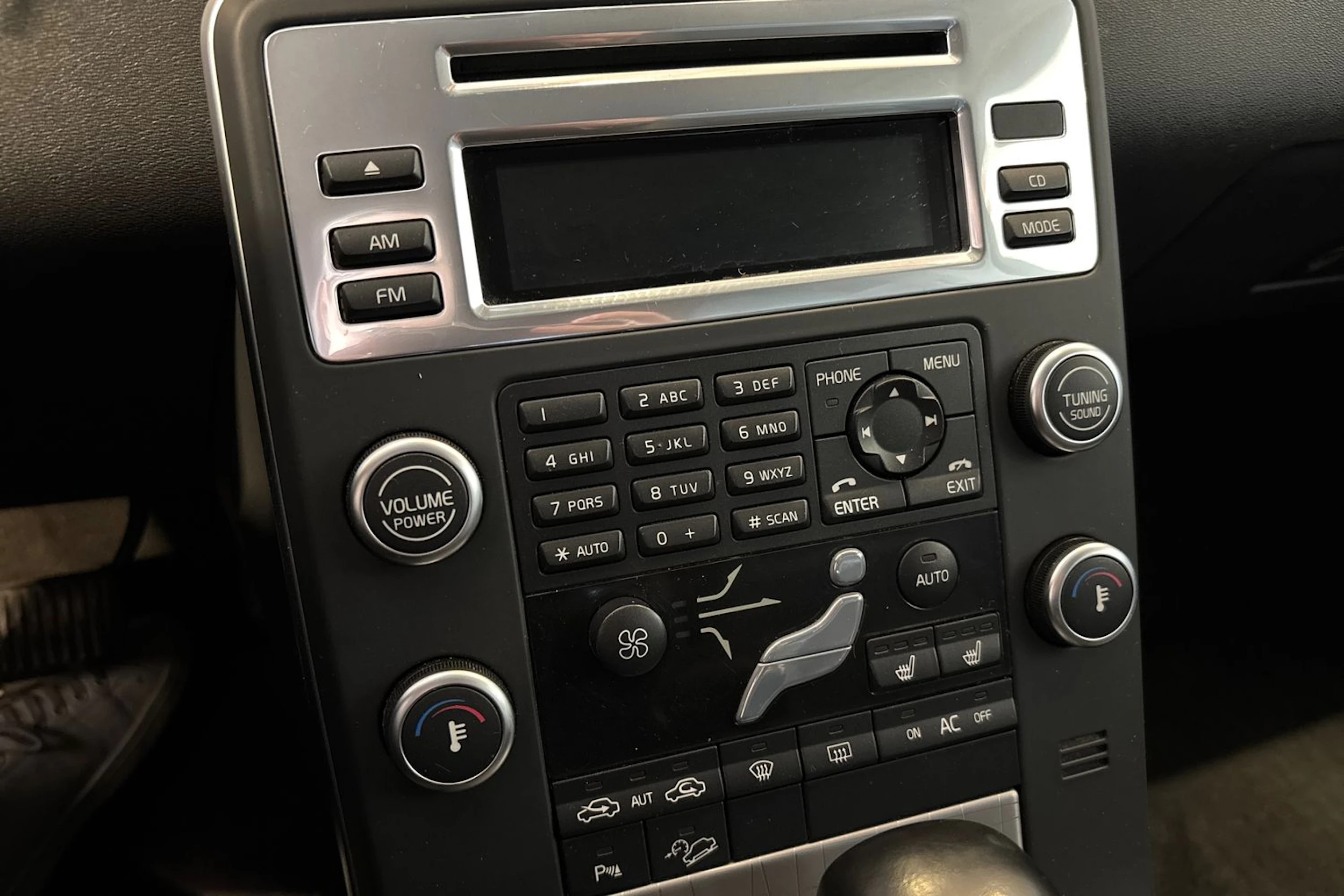 musta Volvo XC70 2011 kuva 27.