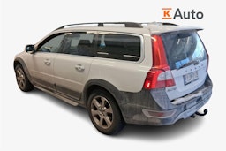 valkoinen Volvo XC70 2011 kuva 2.