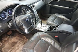 valkoinen Volvo XC70 2011 kuva 3.