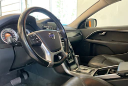 musta Volvo XC70 2012 kuva 17.