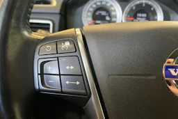 musta Volvo XC70 2012 kuva 21.