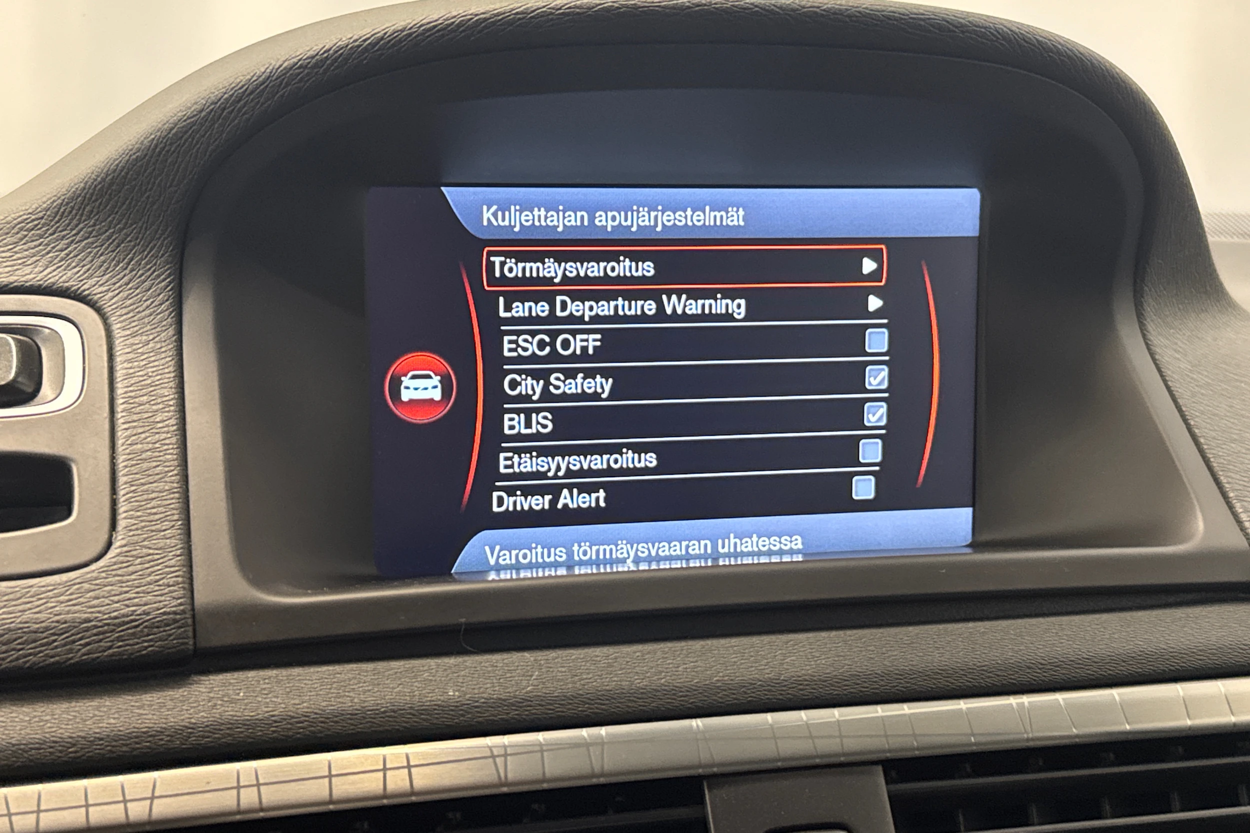 musta Volvo XC70 2012 kuva 24.