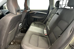 Vihreä Volvo XC70 2012 kuva 8.