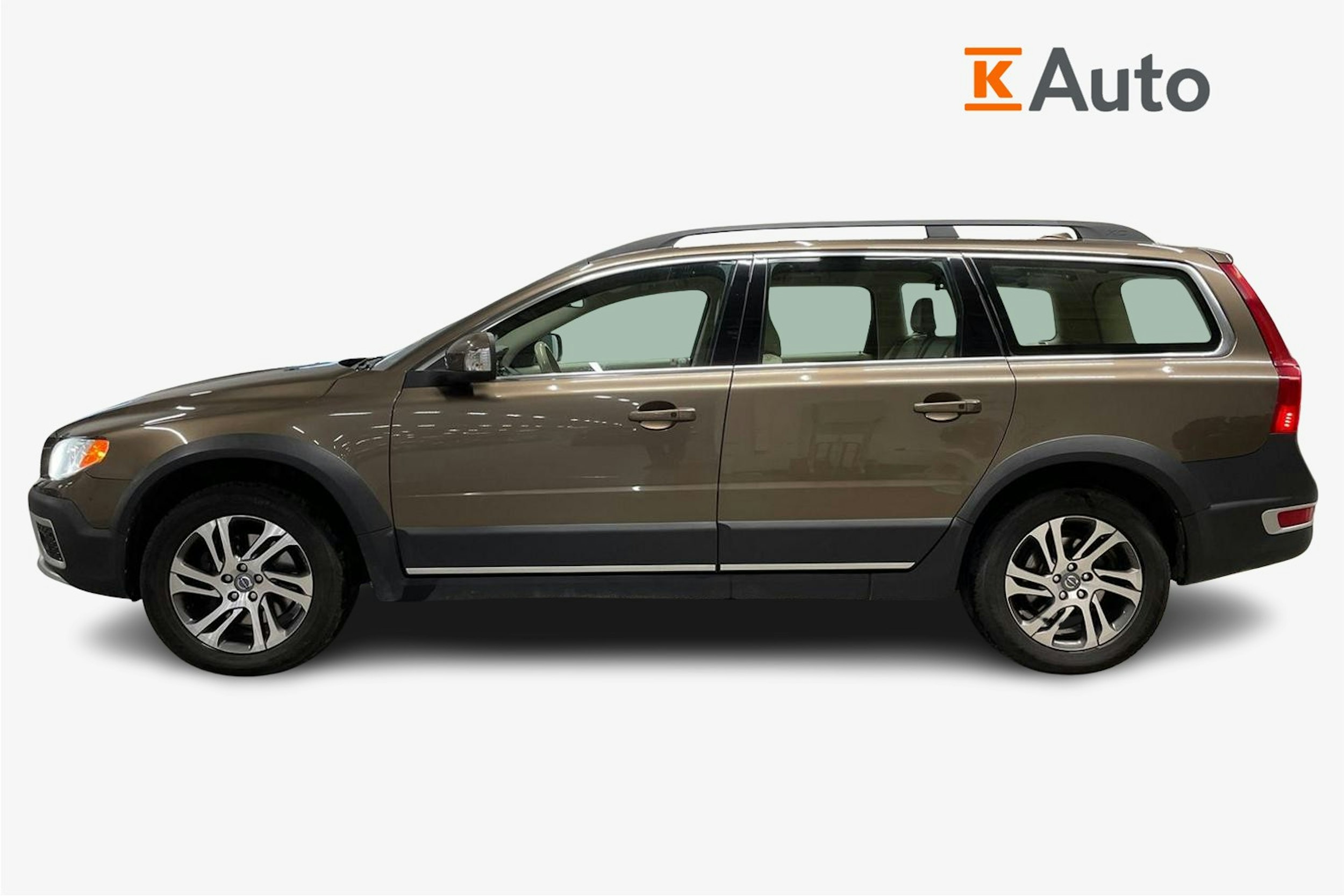 ruskea (beige) Volvo XC70 2013 kuva 6.